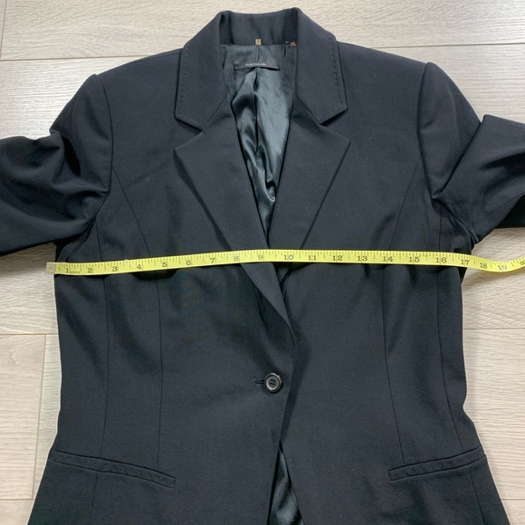 Elie Tahari Black Career-wear Blazer - Picture 8 of 9